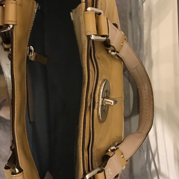 Coach Handbag - Picture 4 of 5